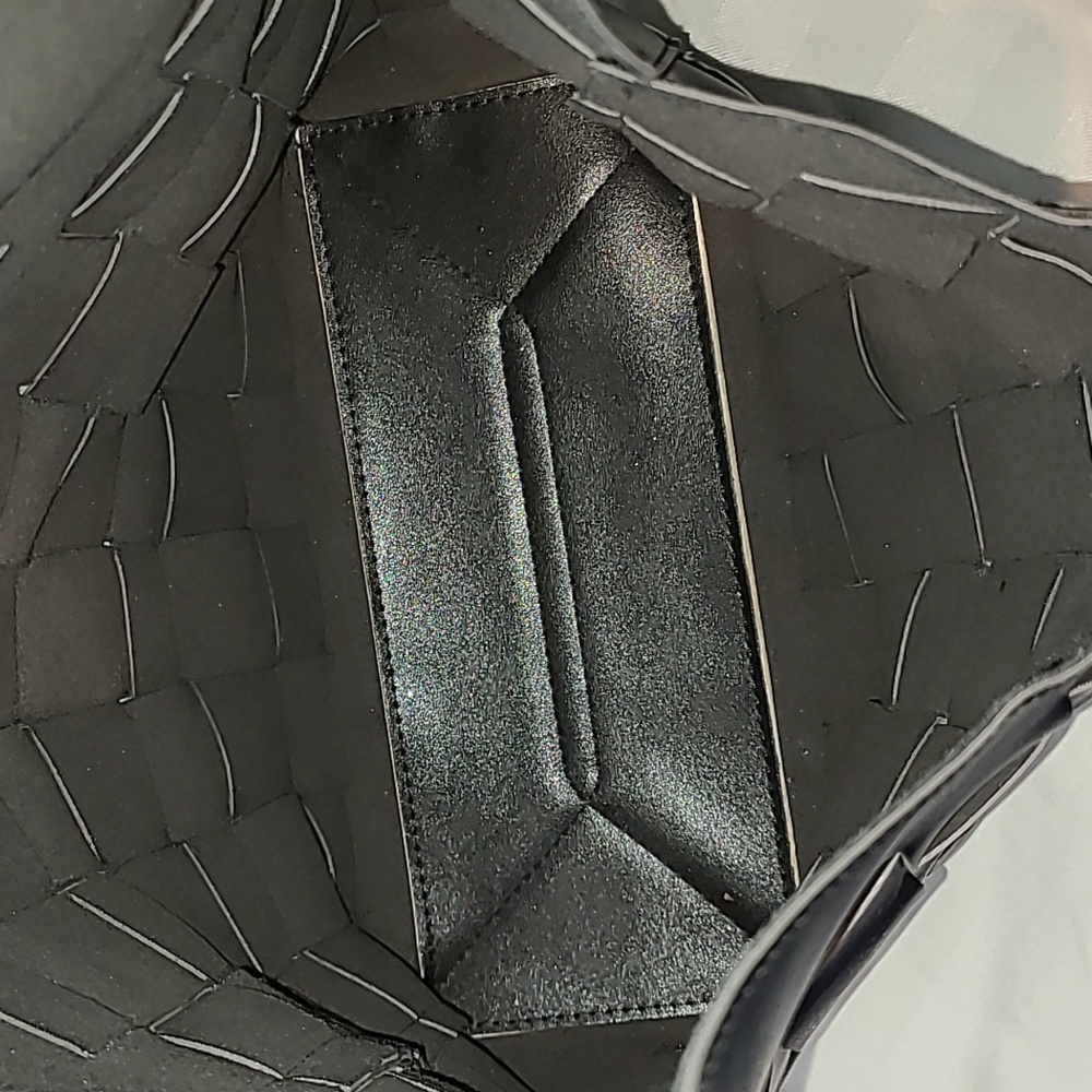 Black Faux Leather Handbag - Picture 2 of 2